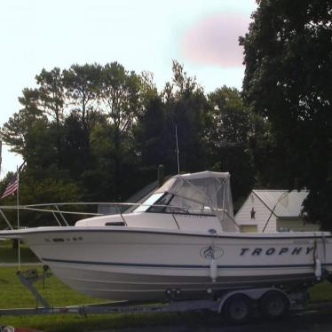 1999 Bayliner trophy 2350wa