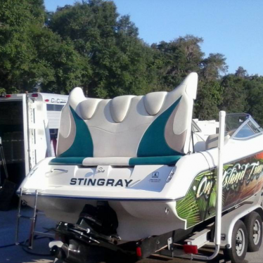 1998 Stingray 220lx