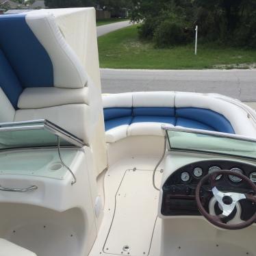 2005 Bennington 211 rl deck boat