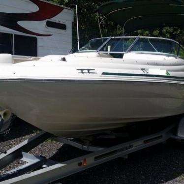 2000 Sea Ray 210 sun deck