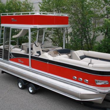 2017 Tahoe 2785 cascade platinum funship