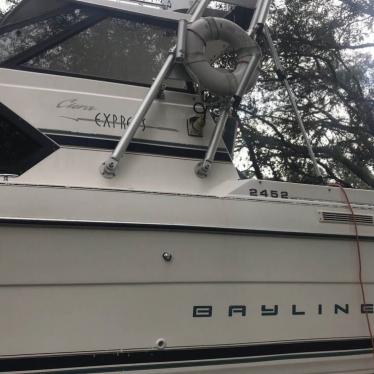 1996 Bayliner 2452 ciera express