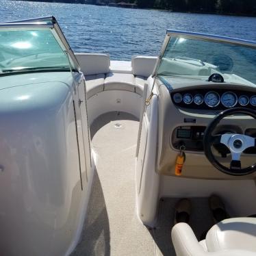 2001 Chaparral mercruiser/bravo3