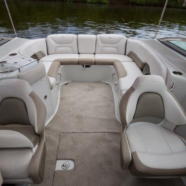 2016 Crownline 275