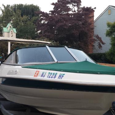 2000 Bayliner 1800 capri