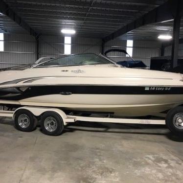 2003 Sea Ray 220 sundeck