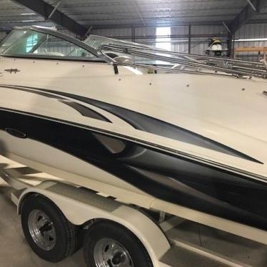 2003 Sea Ray 220 sundeck