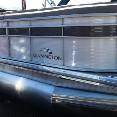 2017 Bennington 27 rcl 10 wide