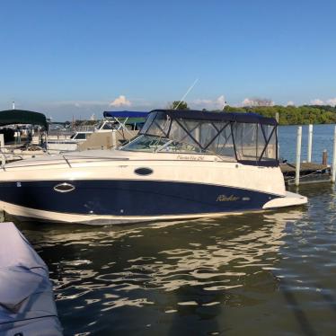 2006 Rinker fiesta vee