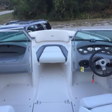 2004 Chaparral 210 ssi