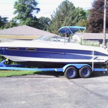 1995 Sea Ray 220 overnighter signature select