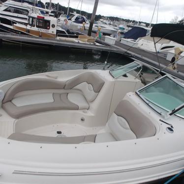 2002 Sea Ray sundeck 220