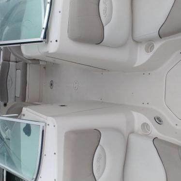 2002 Sea Ray sundeck 220