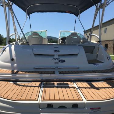 2007 Sea Ray sundeck 240