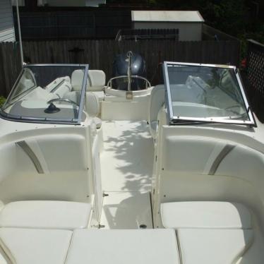 2005 Wellcraft 22