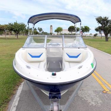 2006 Bayliner 205 br