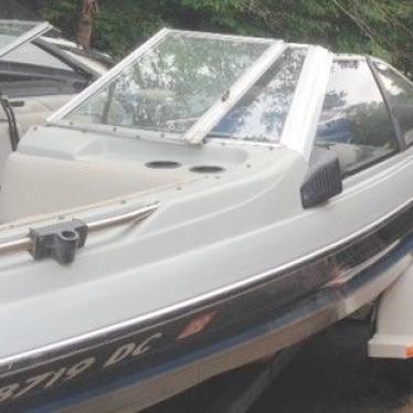 1989 Bayliner capri