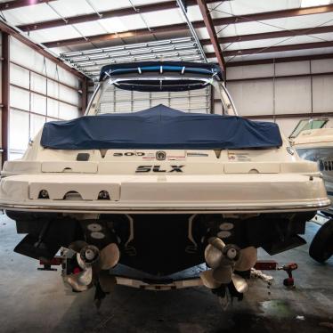 2014 Sea Ray 300 slx