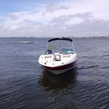 2010 Sea Ray 210 select