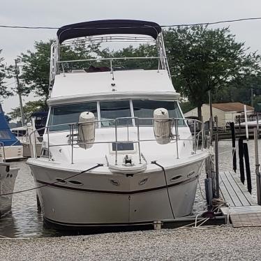 1983 Sea Ray 390 srv