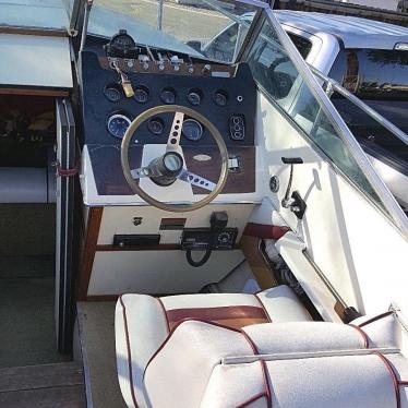 1974 Sea Ray srv cuddy cabin