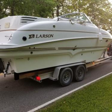 2004 Larson 274 cabrio