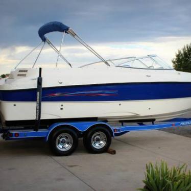 2006 Bayliner 249 sundeck