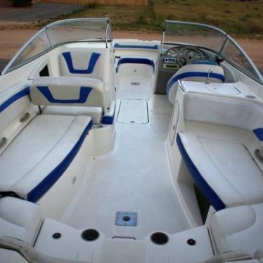 2006 Bayliner 249 sundeck