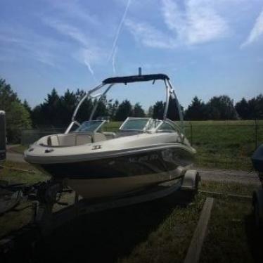 2010 Sea Ray 21