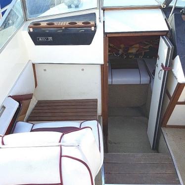 1974 Sea Ray srv cuddy cabin