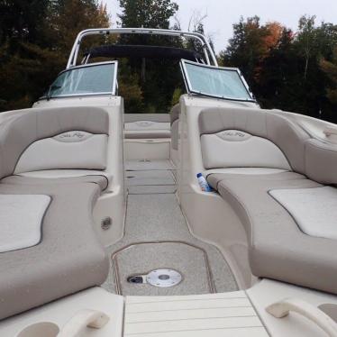 2004 Sea Ray 240 sundeck