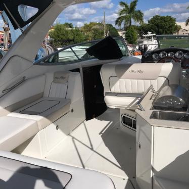 2011 Sea Ray 310 sundancer 31 foot joystick ac gen