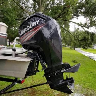 2015 Sun Tracker party barge 24 dlx signature series