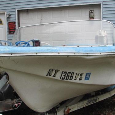 1959 Glastron power boat