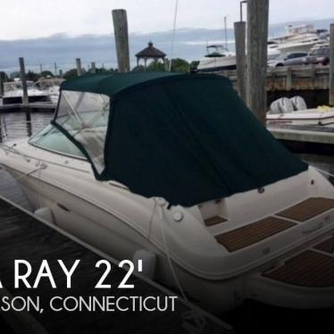 2002 Sea Ray 225 weekender