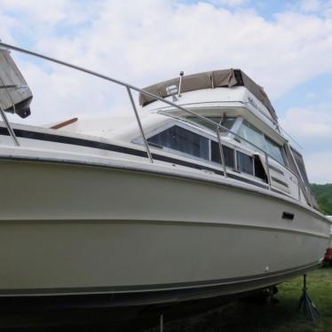 1979 Sea Ray 300 sedan bridge