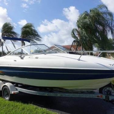 2005 Bayliner capri 212