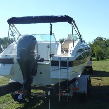 2013 Hurricane 2200