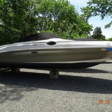 2008 Sea Ray 240 sun deck