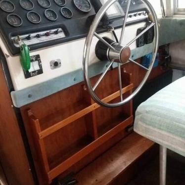 1977 Bayliner encounter 3050