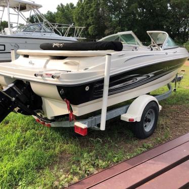 2005 Sea Ray 180 sport