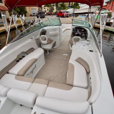 2016 Crownline 275