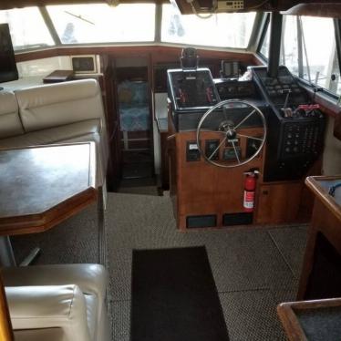 1989 Bayliner 3888 double cabin flybridge