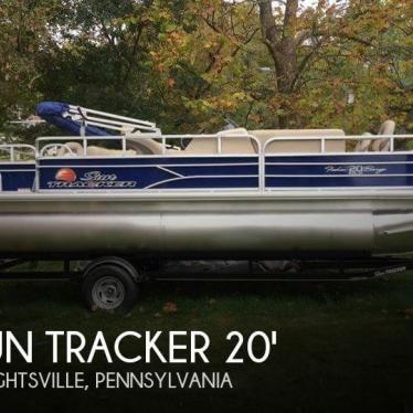 2016 Sun Tracker fishin barge - 20 dlx