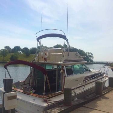 1978 Sea Ray 300 sedan bridge