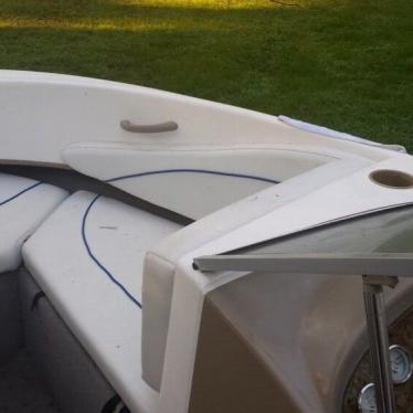 2003 Bayliner 205