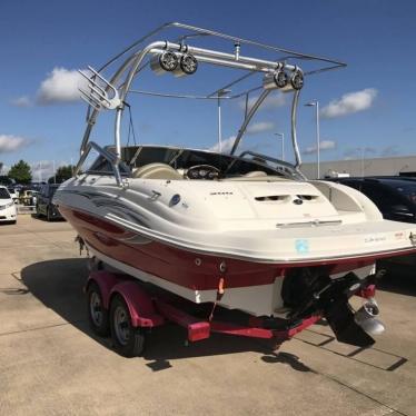 2005 Sea Ray 200 sundeck