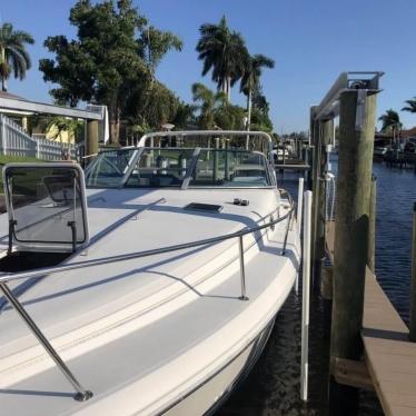 1994 Sea Ray 330 express cruiser