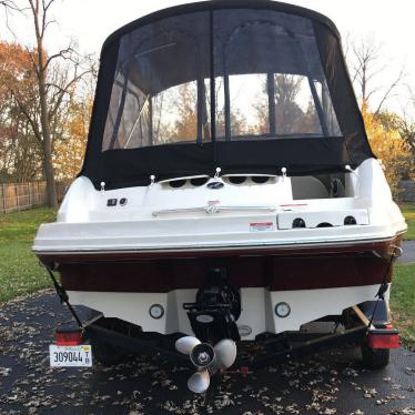 2006 Sea Ray sundeck 200