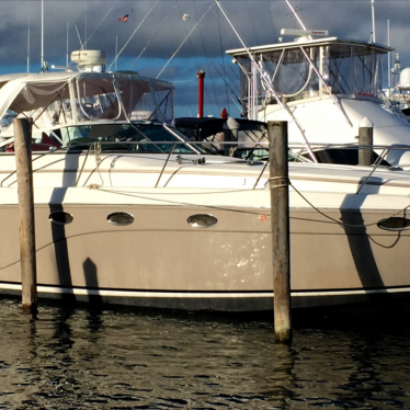 2006 Rinker 390